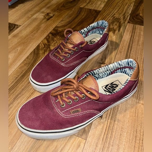 Vans - Picture 2 of 3